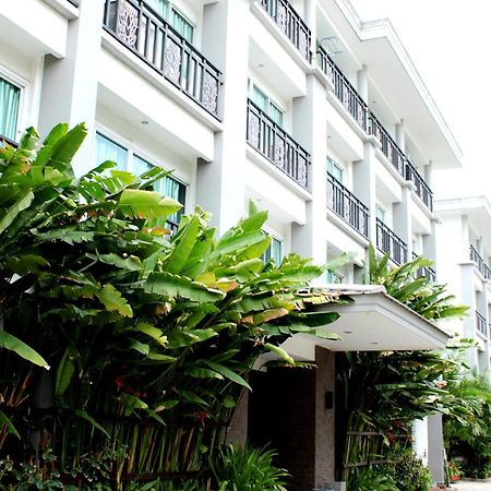 14 Resort Bangkok Exterior foto