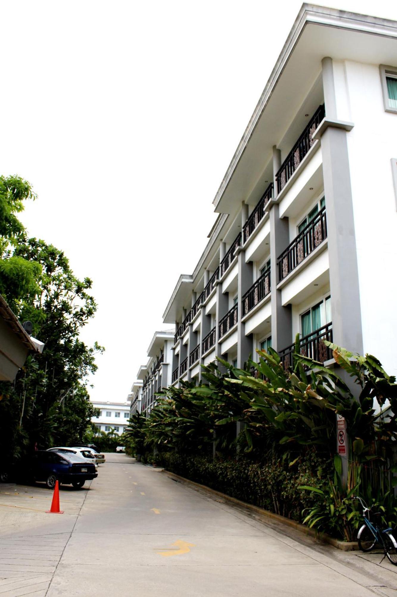 14 Resort Bangkok Exterior foto